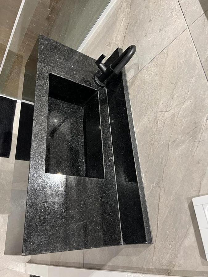 Apartamento Para Pessoas De Familia Ou A Negocio, Ap Lindo Aconchegante No Bras Proximo Igreja Mundial,Mercado Municipal, 25 De Marco, Templo Salomao, Metro Dom Pedro Ll, Bancos, Mercado E Etc 圣保罗 外观 照片