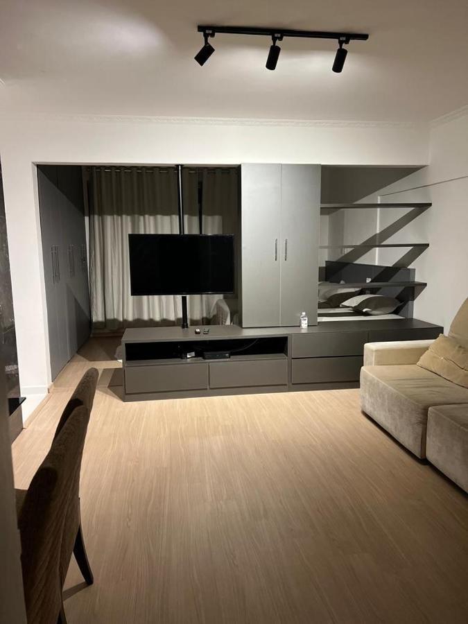 Apartamento Para Pessoas De Familia Ou A Negocio, Ap Lindo Aconchegante No Bras Proximo Igreja Mundial,Mercado Municipal, 25 De Marco, Templo Salomao, Metro Dom Pedro Ll, Bancos, Mercado E Etc 圣保罗 外观 照片